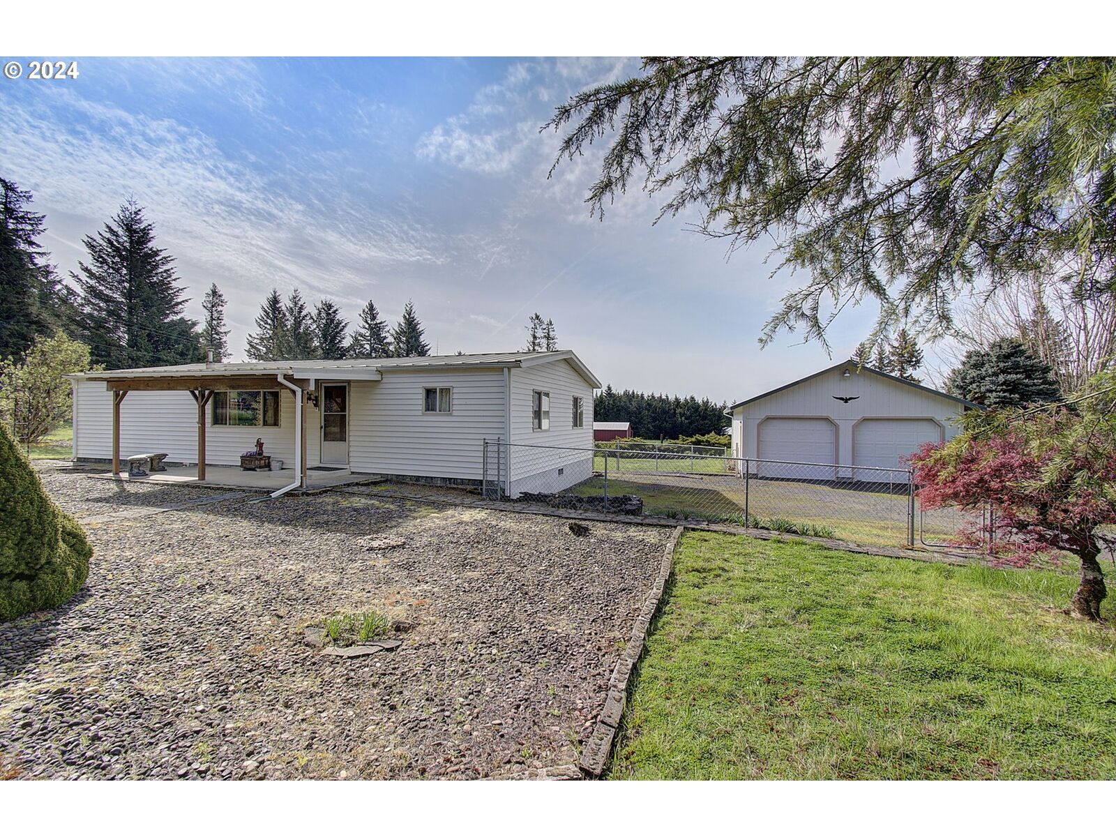 Property Photo:  30101 NE 10th St  WA 98671 