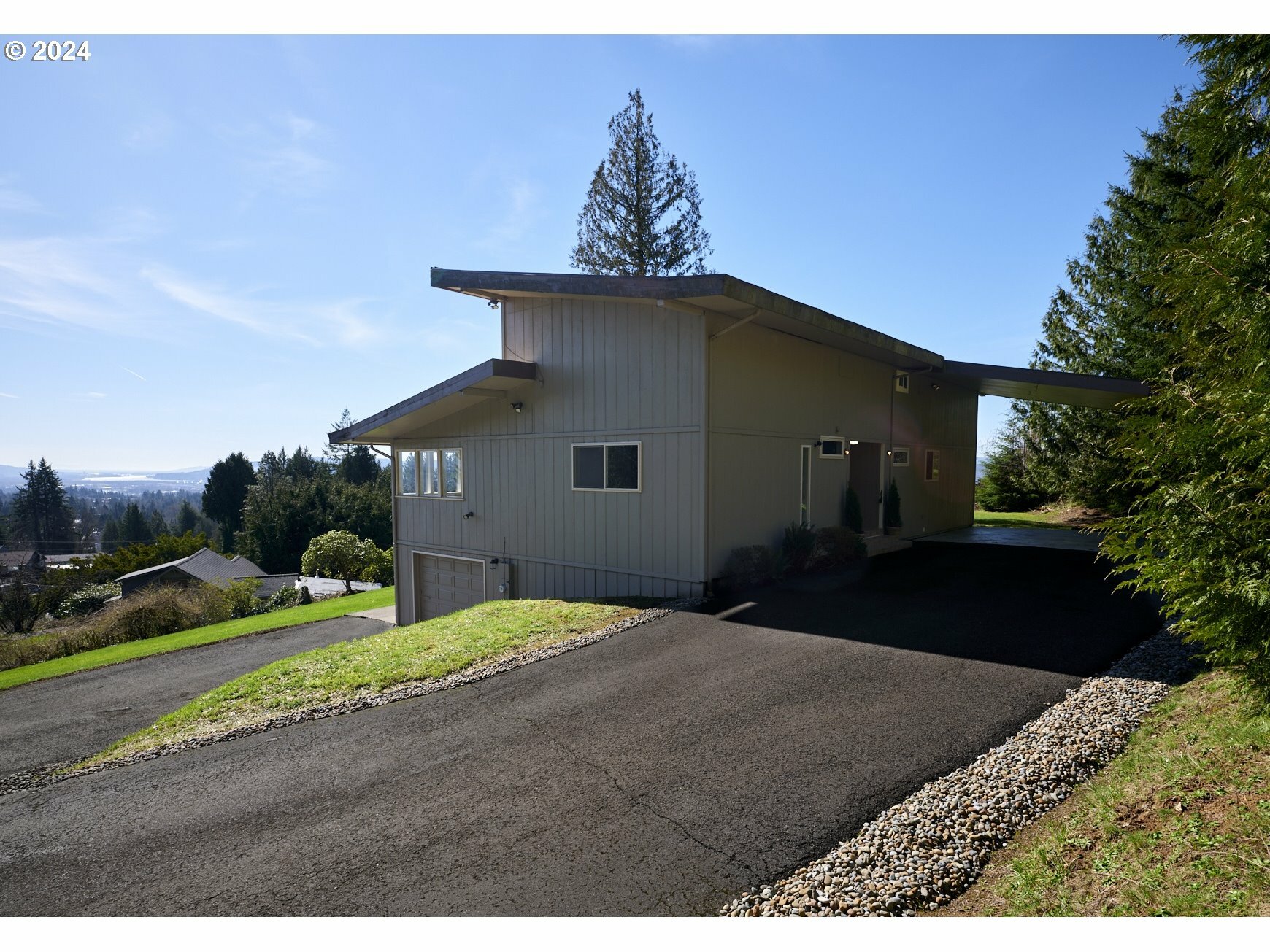 Property Photo:  3837 Columbia Heights Rd  WA 98632 