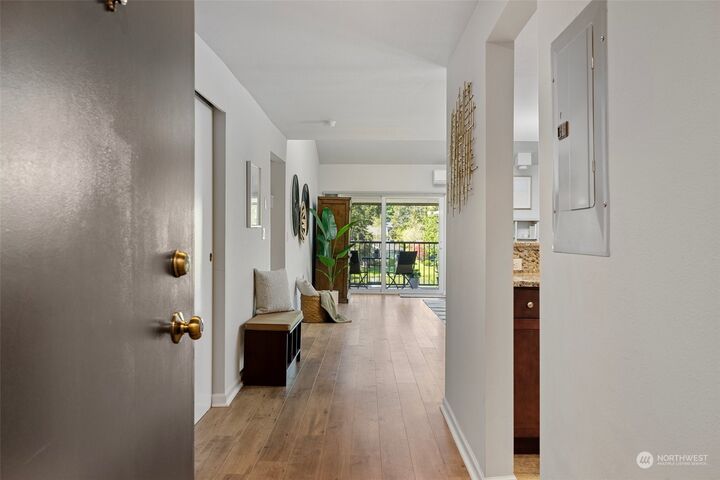 Property Photo:  6702 139th Avenue NE 761  WA 98052 