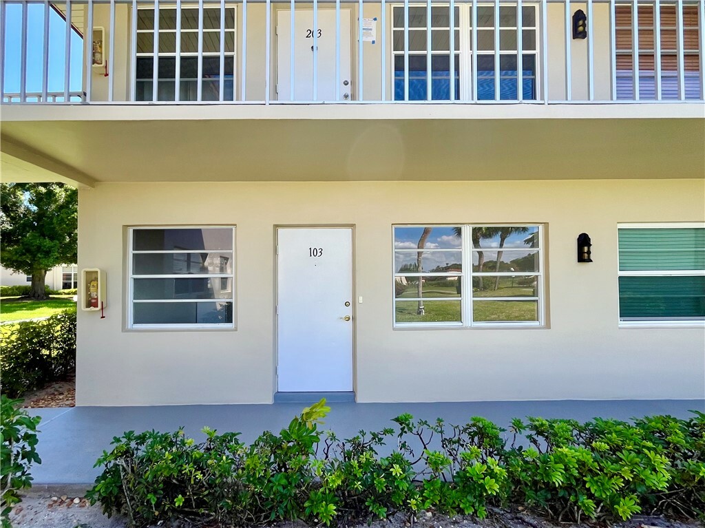 Property Photo: 33 Pine Arbor Lane 103 FL 32962