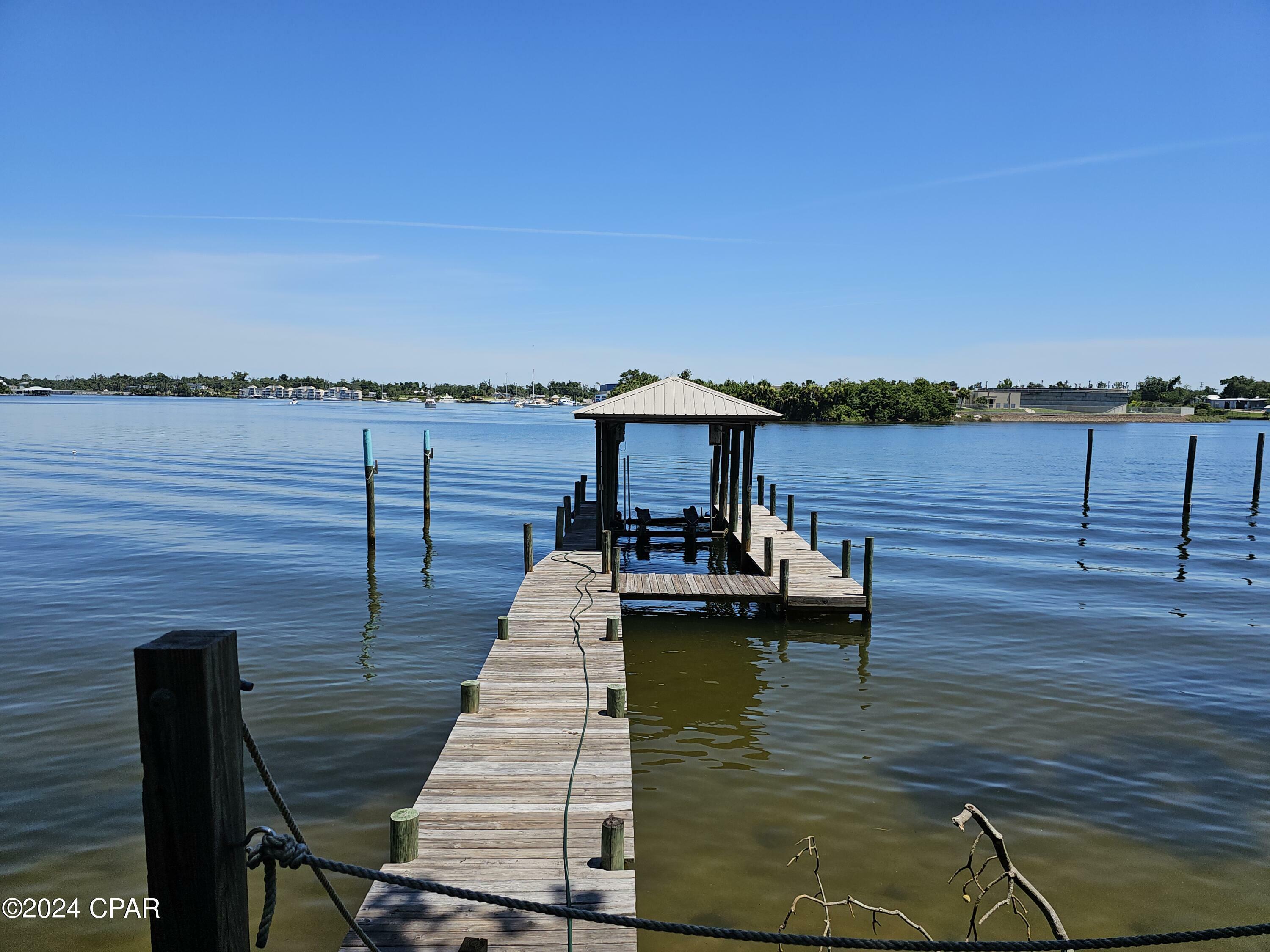 Property Photo:  1703 Tyndall Drive  FL 32401 