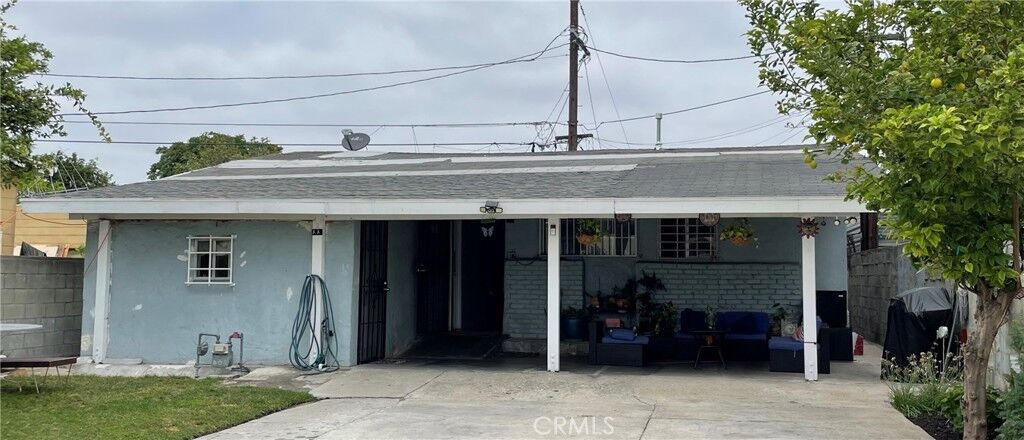 Property Photo: 115 W 87th W CA 90003