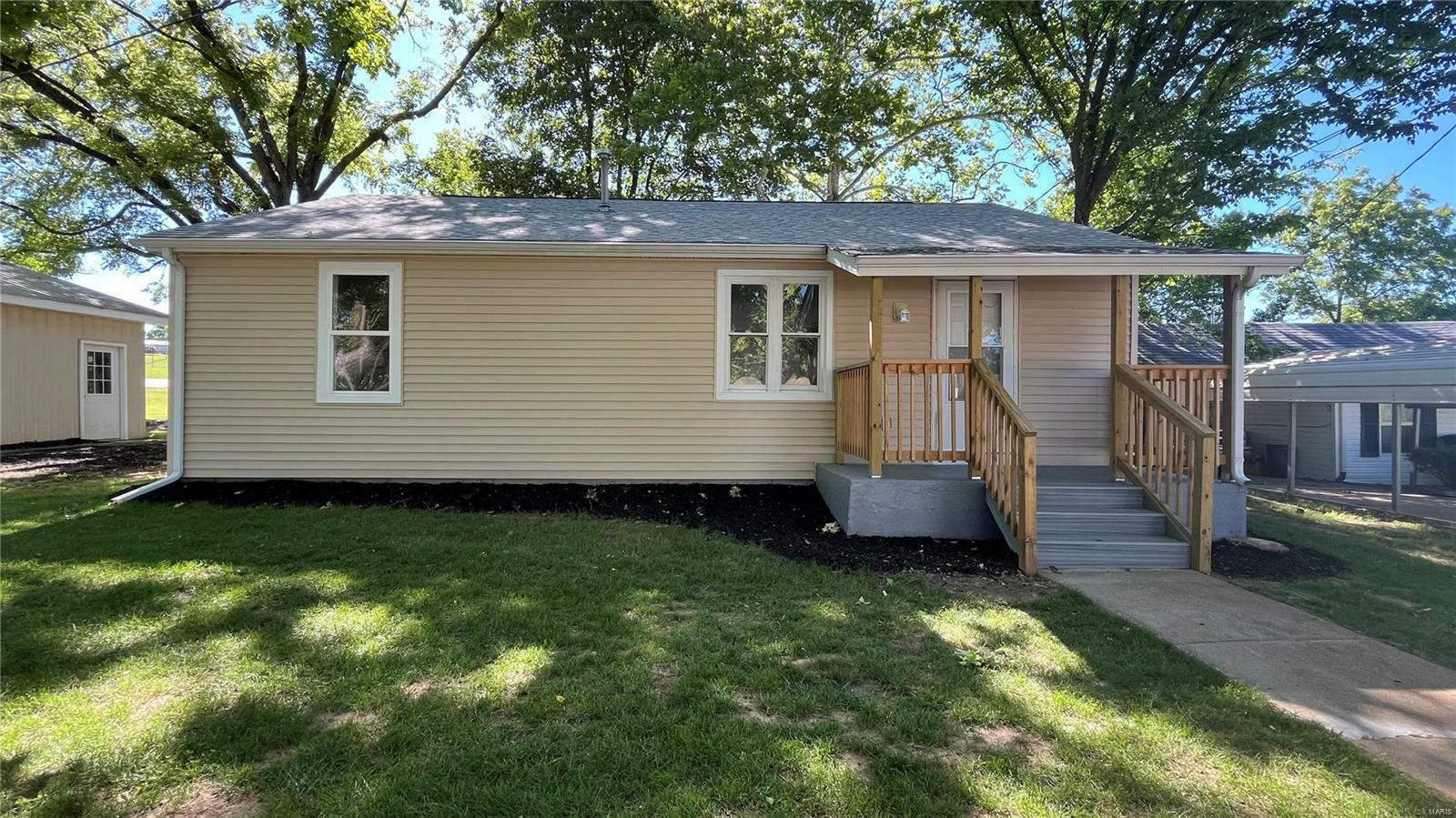 Property Photo:  707 S Harry Jr Avenue  MO 63601 