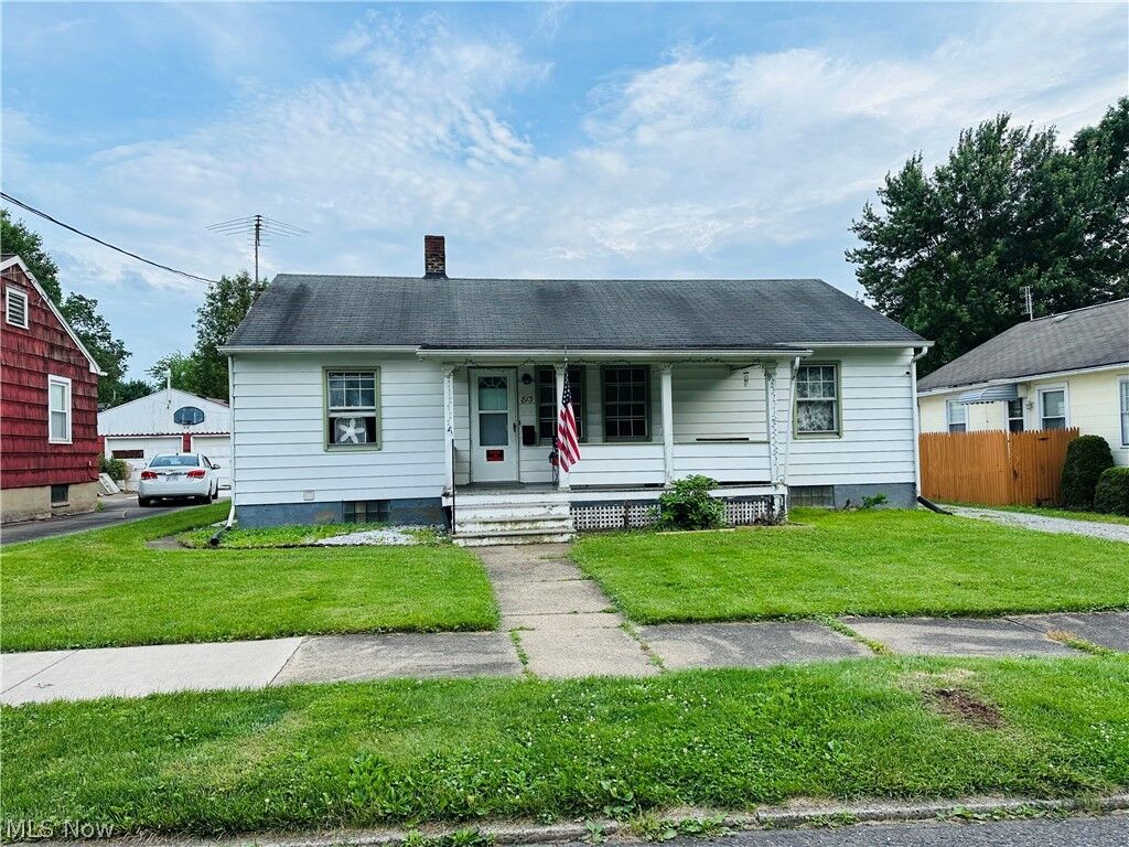 Property Photo:  813 Sullivan Street  OH 44446 