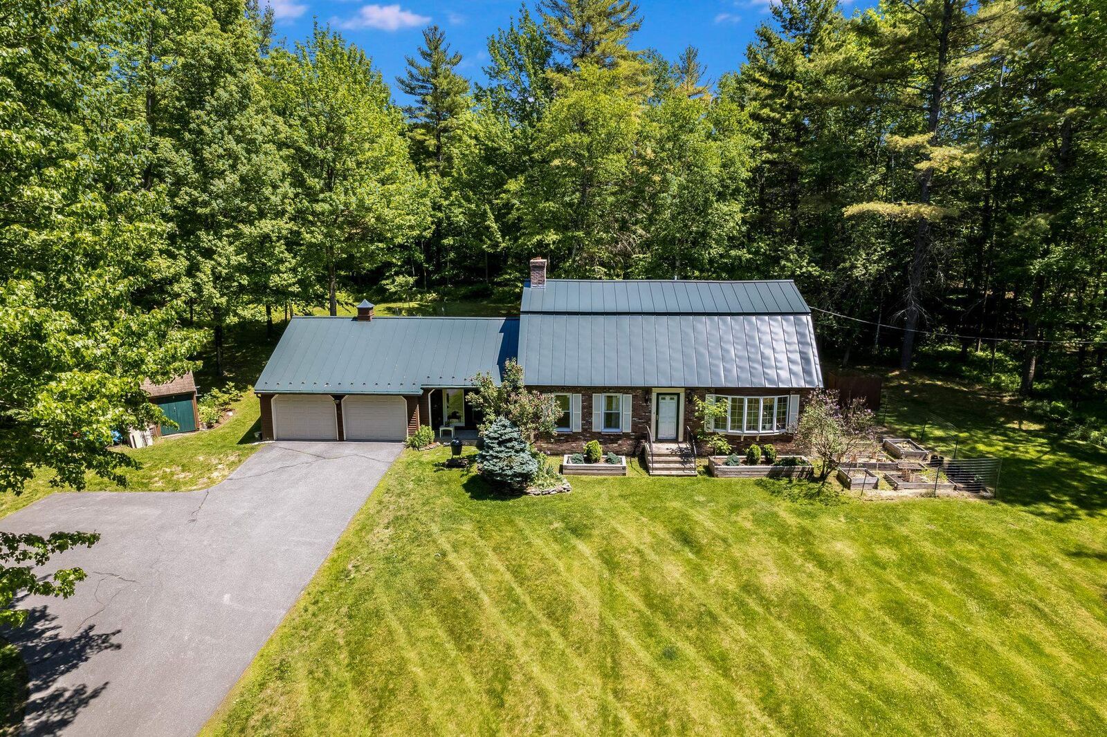 Property Photo: 40 Westview Lane NH 03766