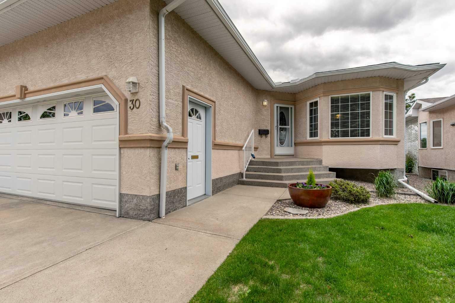 Property Photo: 30, 50 Fairmont Boulevard S 30 AB T1K 7H5