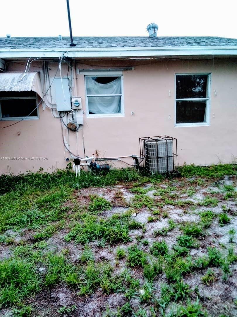 Property Photo: 936 45th St FL 33407