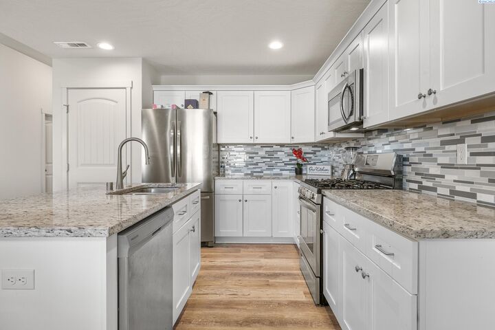 4318 Squamish Ln  Pasco WA 99301 photo