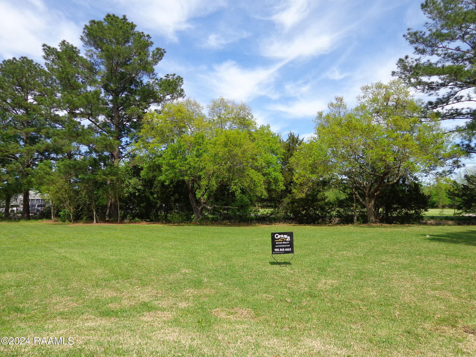 Property Photo:  1017 N Luke Drive  LA 70538 