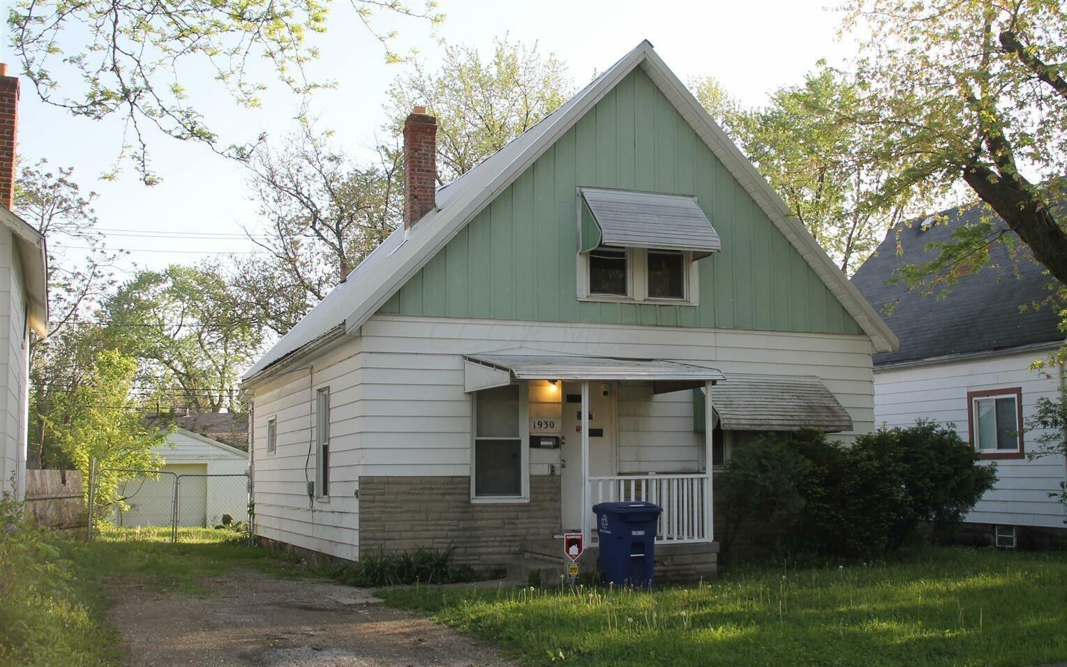 Property Photo:  1930 Genessee Avenue  OH 43211 