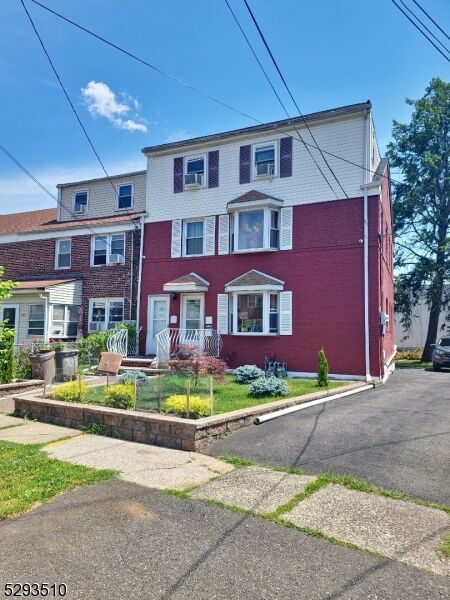 Property Photo:  703 Audrey Drive  NJ 07065 