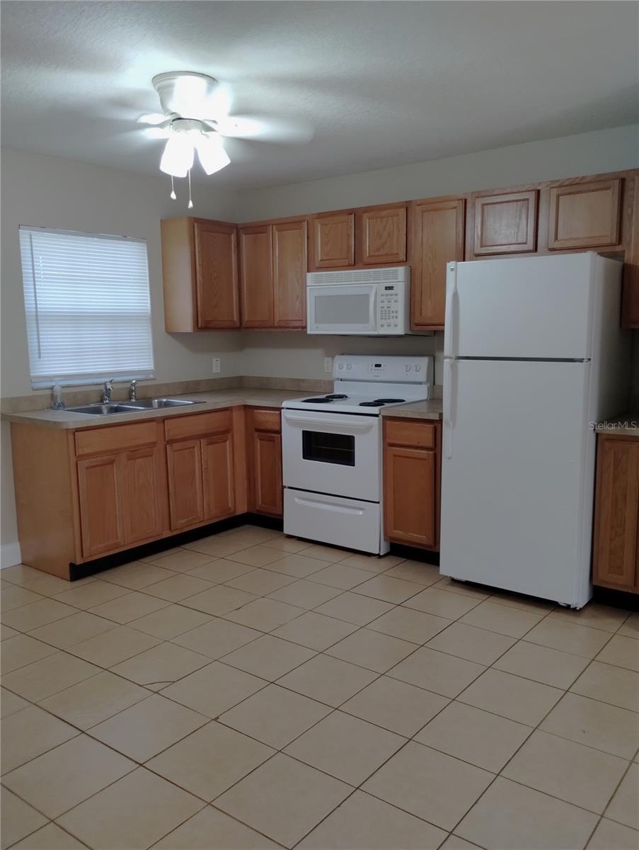 Property Photo: 648 Avenue P SW FL 33880