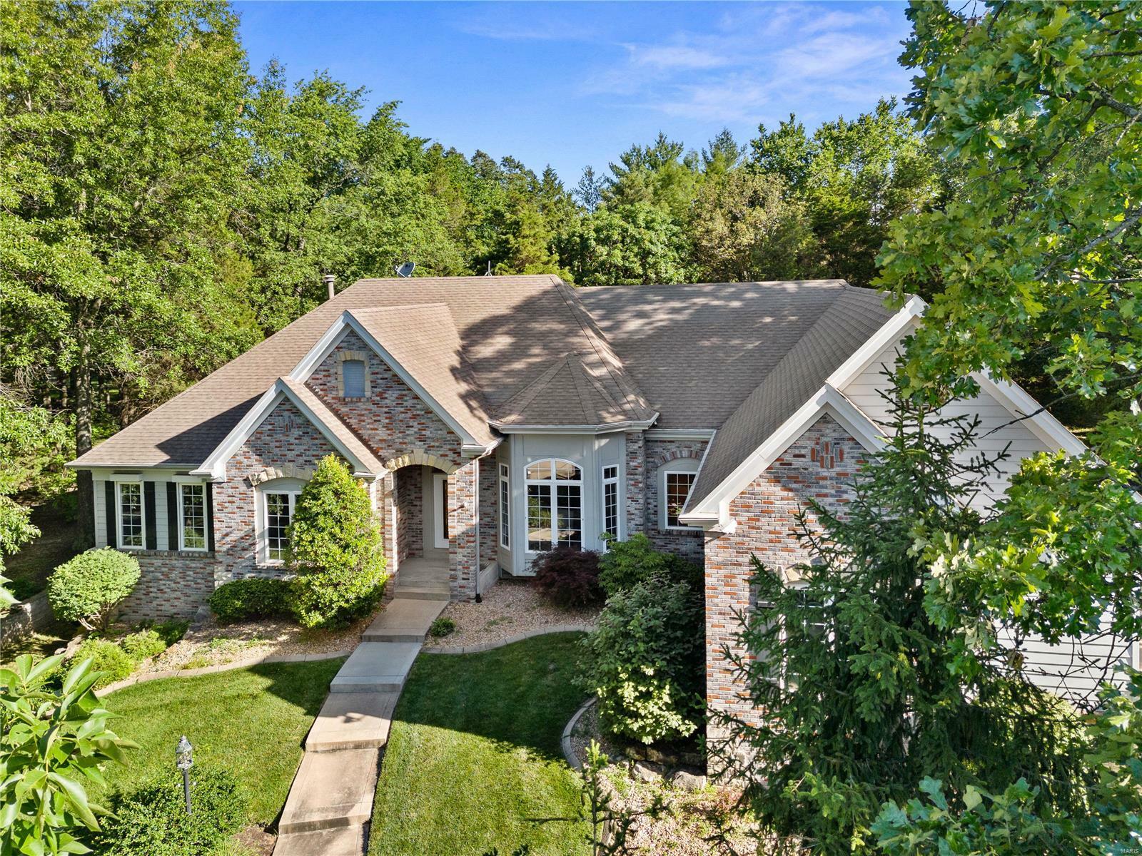 Property Photo:  401 Charlemagne Drive  MO 63367 