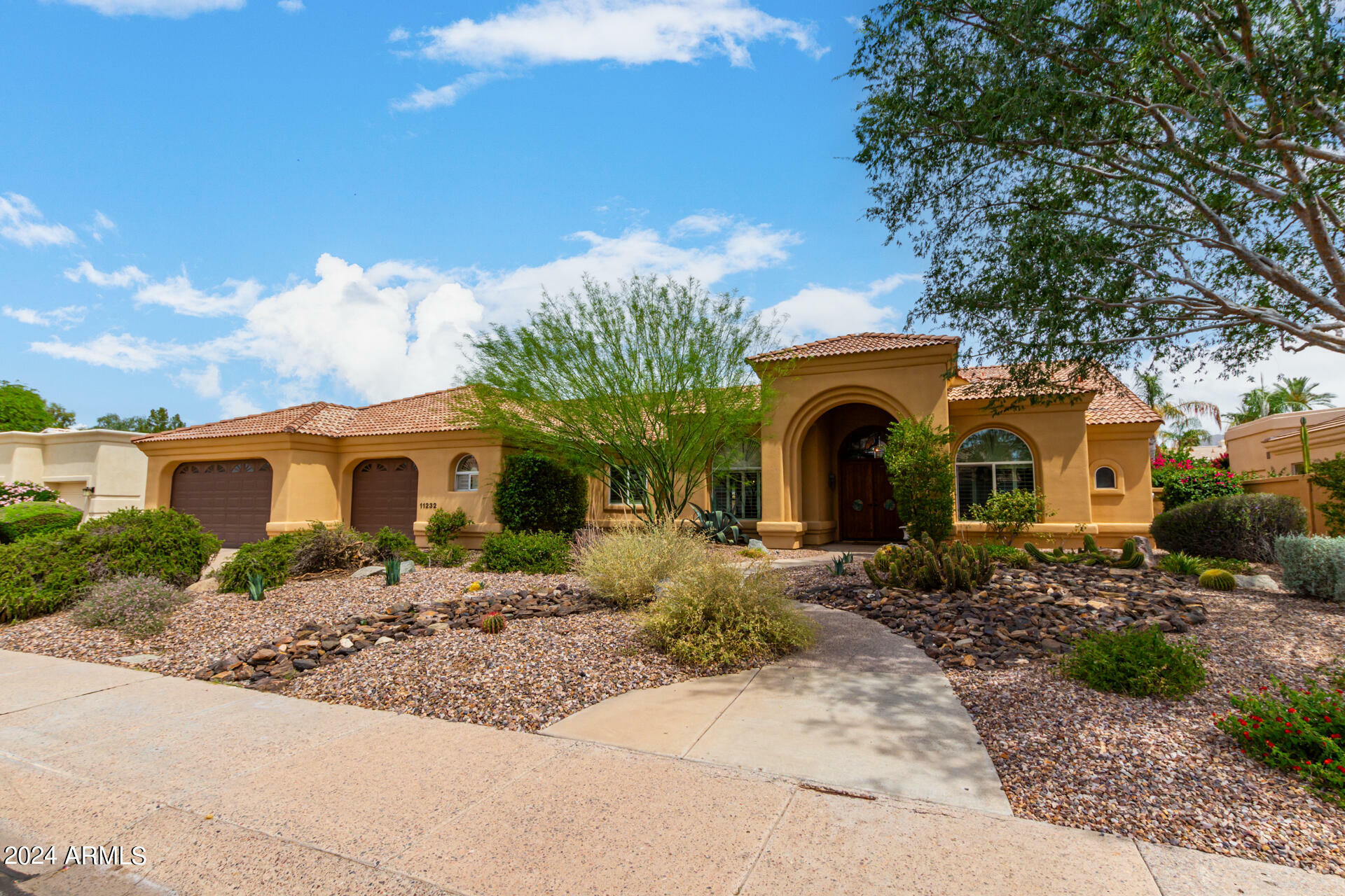 Property Photo:  11232 E Palomino Road  AZ 85259 