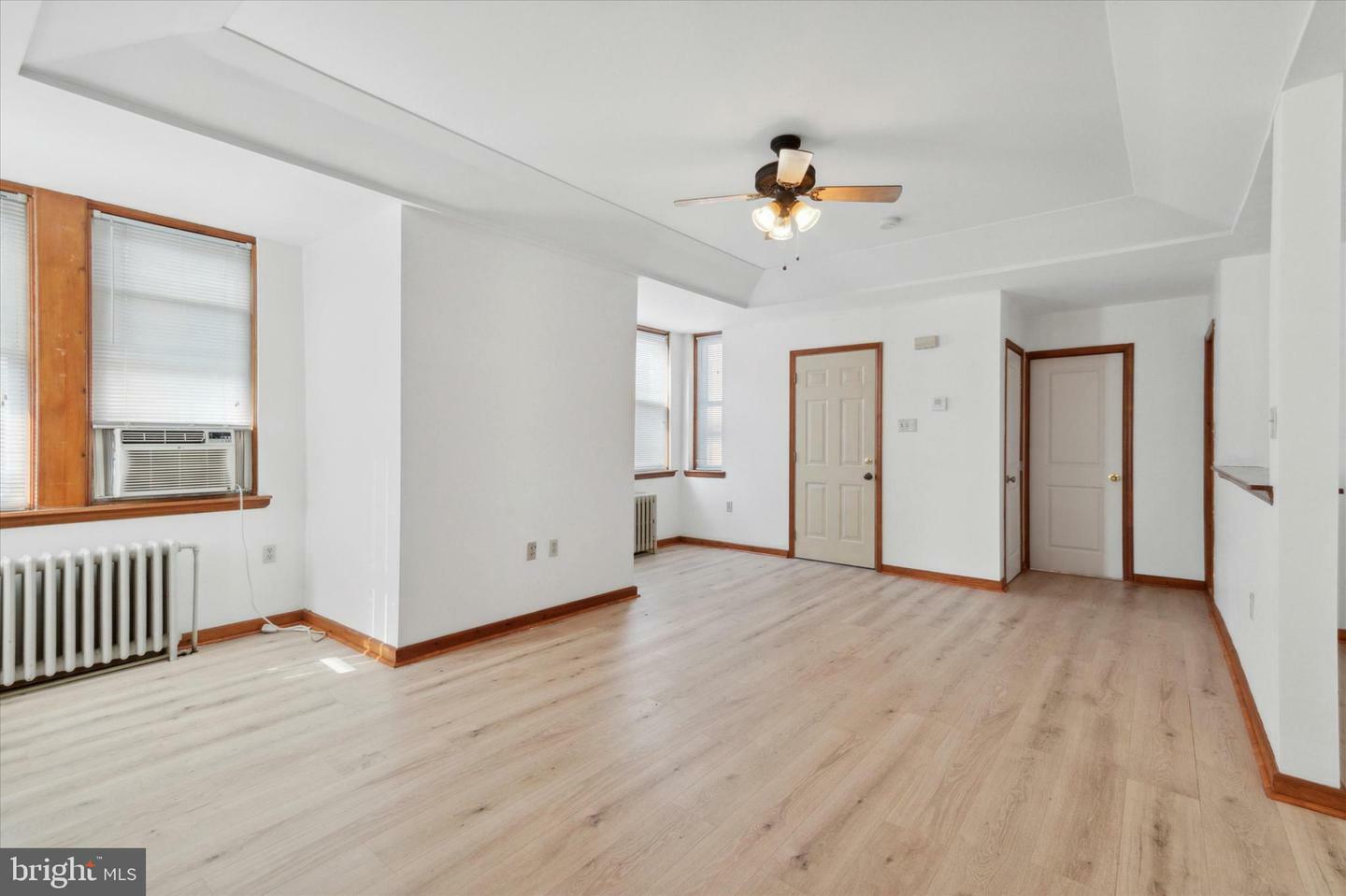 Property Photo:  2855 E Thompson Street  PA 19134 