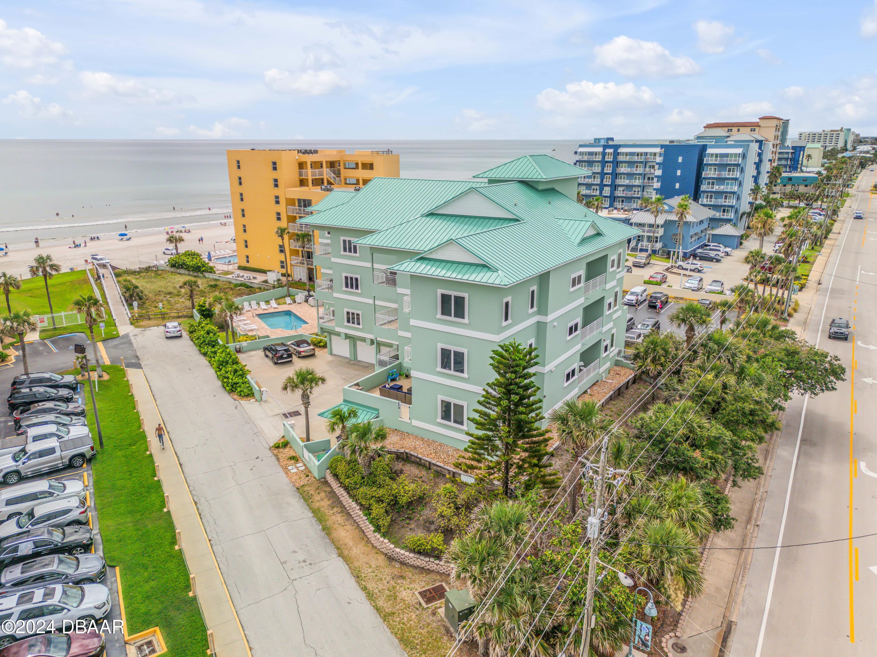 423 S Atlantic Avenue  New Smyrna Beach FL 32169 photo