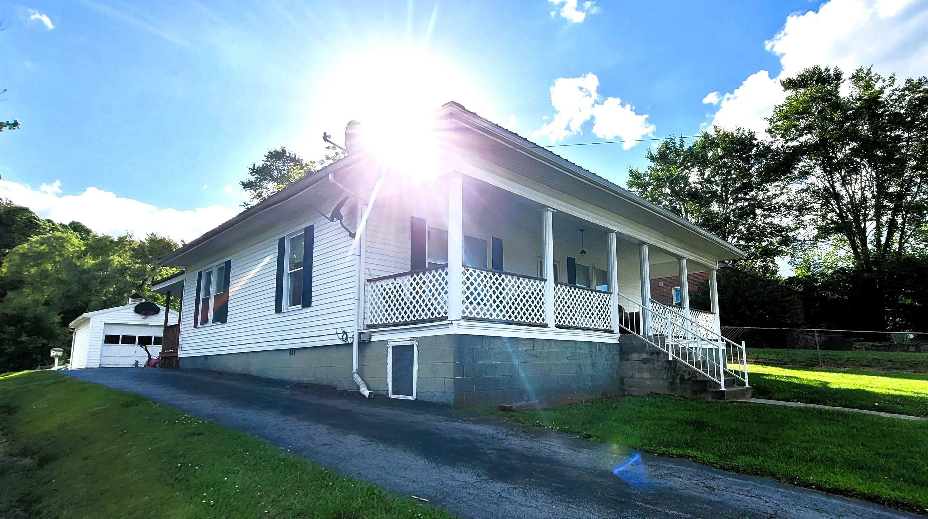 Property Photo:  289 Meadow Bridge Rd  WV 25976 