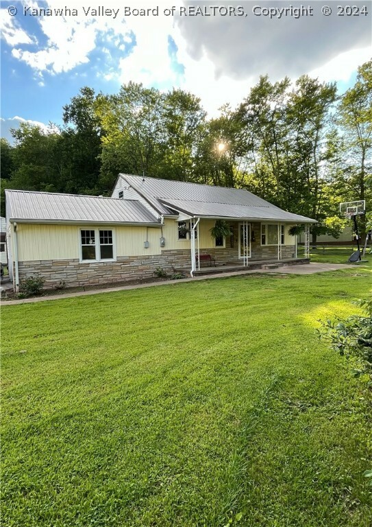 Property Photo:  22 Fiesta Lane  WV 25313 