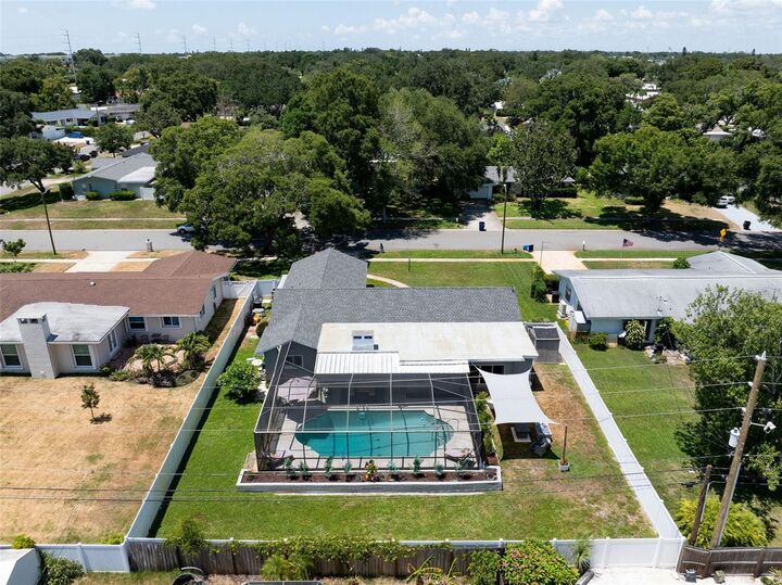 Property Photo: 2237 Glenmoor Road S FL 33764