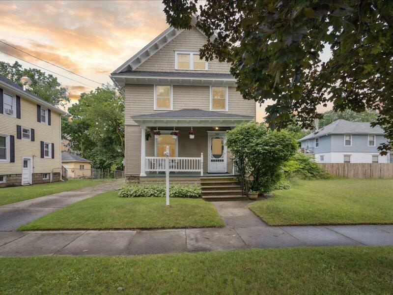 Property Photo:  508 6th Street  MI 49203 