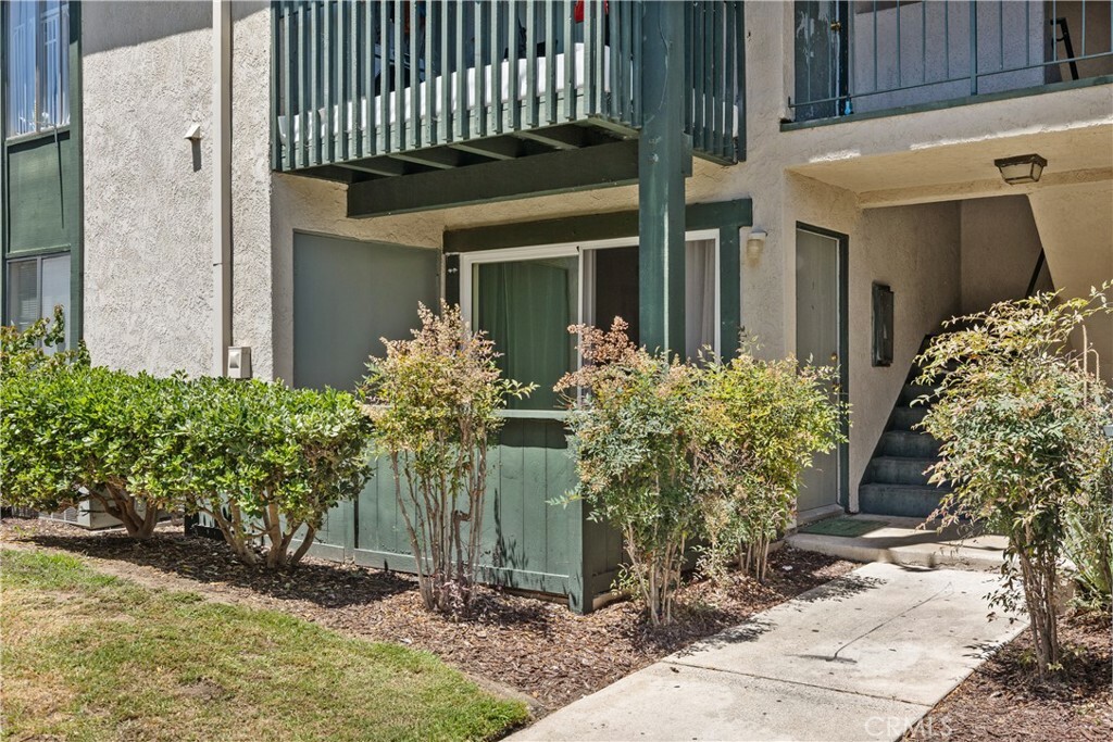 Property Photo:  23214 Orange Avenue 9  CA 92630 