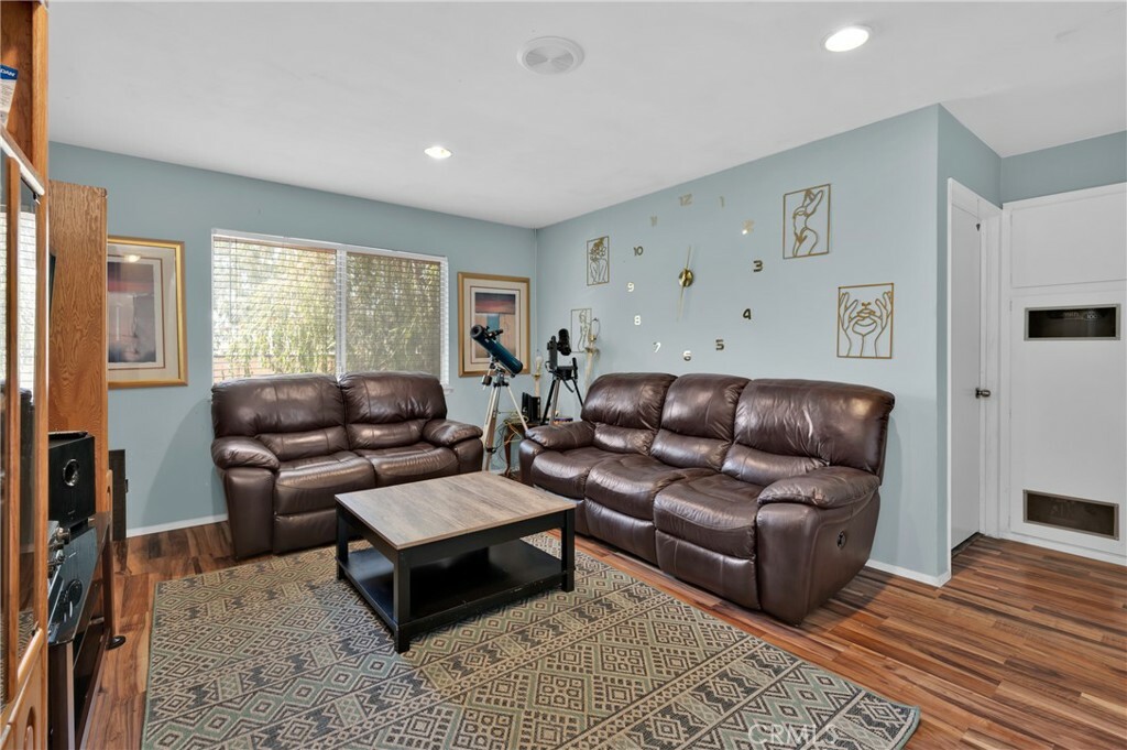 Property Photo:  5905 Rosemead Boulevard 15  CA 90660 