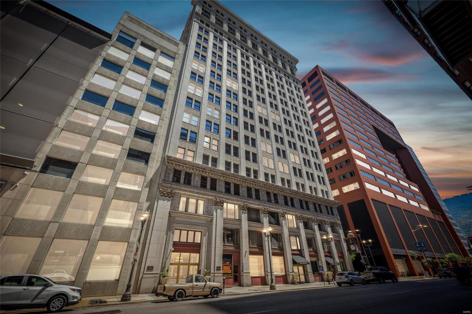 Property Photo: 314 N Broadway 802 MO 63102