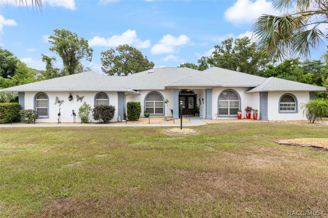 Property Photo:  1125 N Hambletonian Drive  FL 34442 