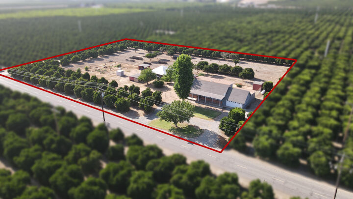 23344 Avenue 224  Lindsay CA 93247 photo