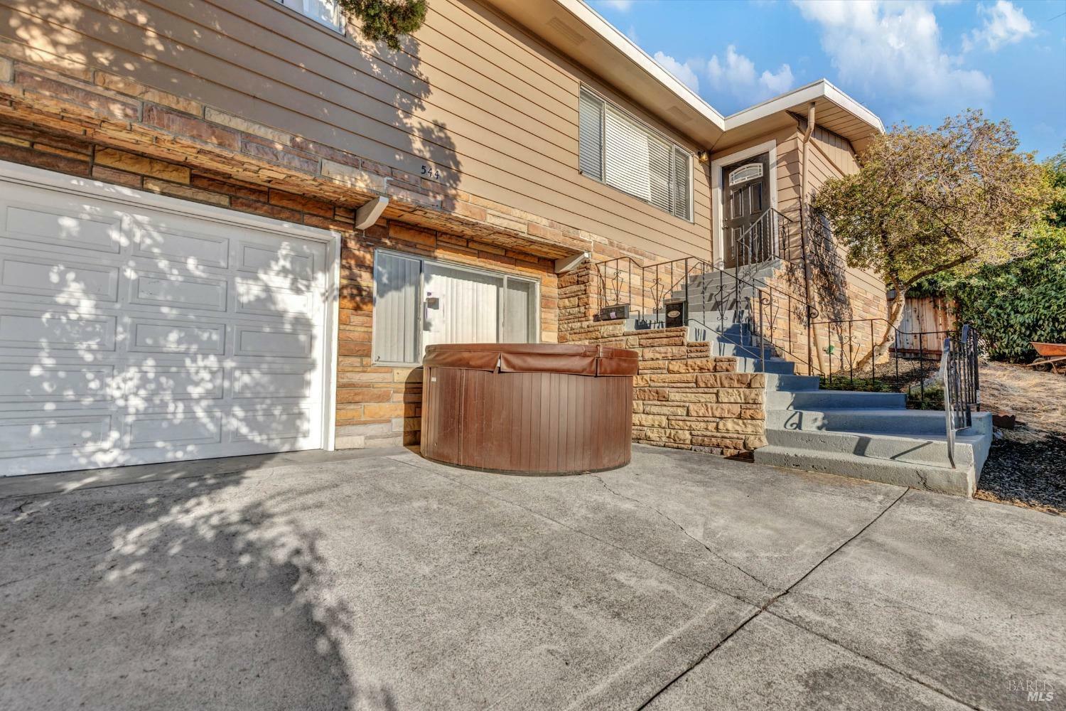 Property Photo:  544 N Camino Alto  CA 94590 