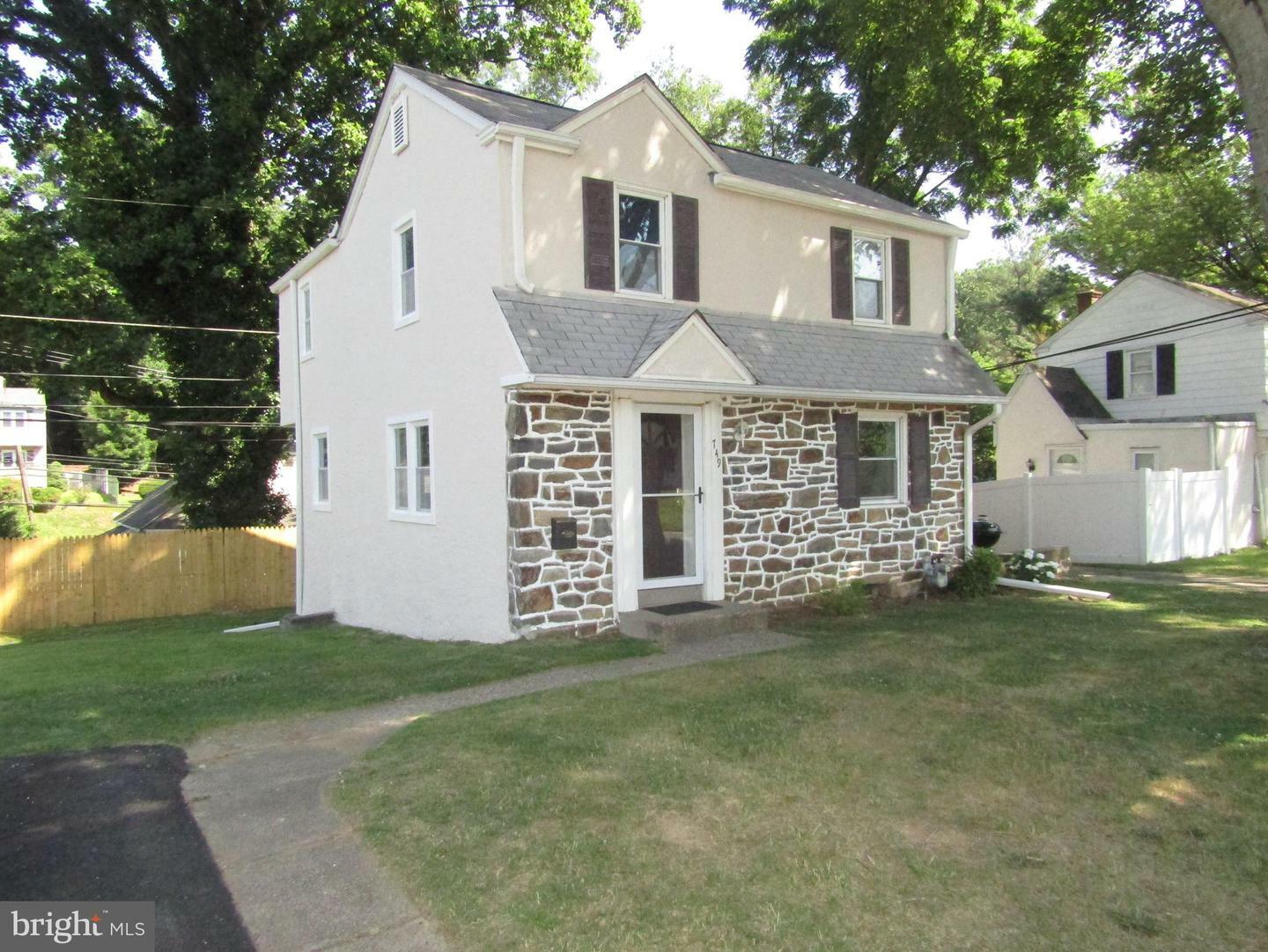 Property Photo:  749 Thorndale Road  PA 19018 