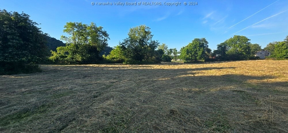 13084 Winfield Road  Winfield WV 25213 photo