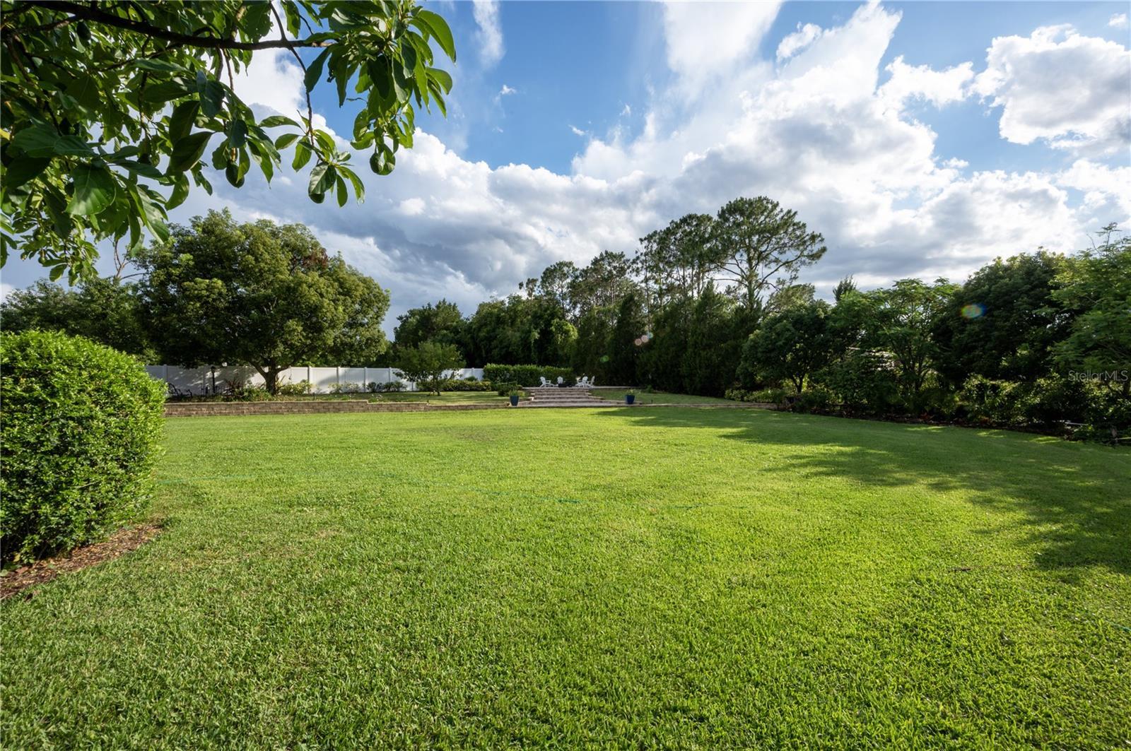 Property Photo:  16608 Sounding Shores Drive  FL 33556 