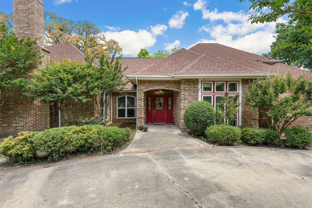 Property Photo: 110 Owl Tree TX 75402