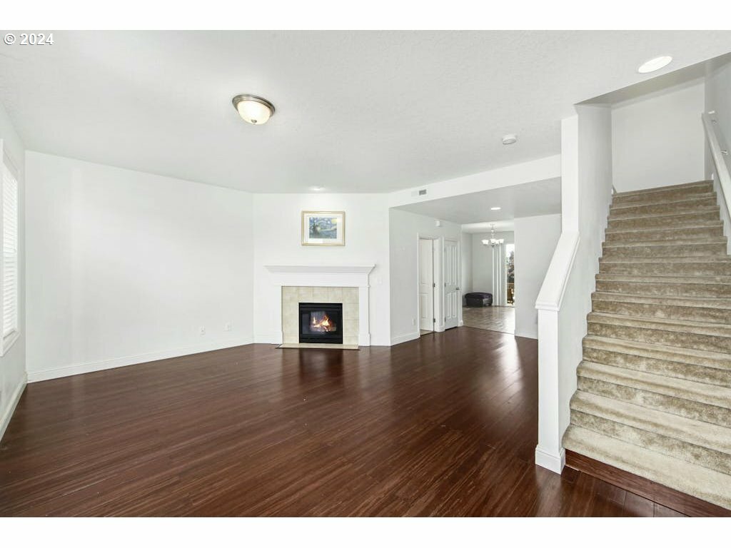 Property Photo:  3133 SE Brookwood Ave SE 313  OR 97123 