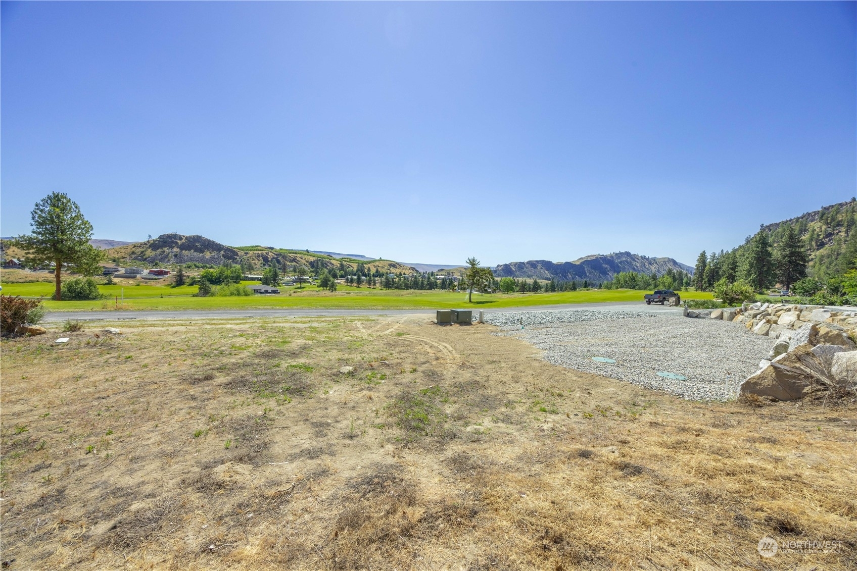 Property Photo:  26 Golf Course Drive  WA 98846 