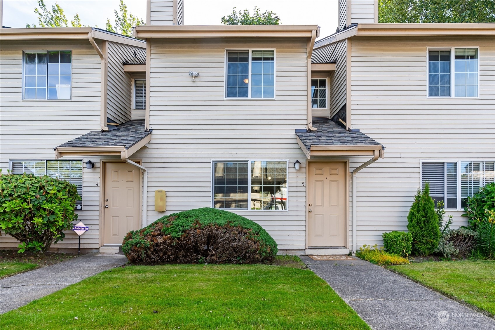 Property Photo:  115 124th Street SE A-5  WA 98208 