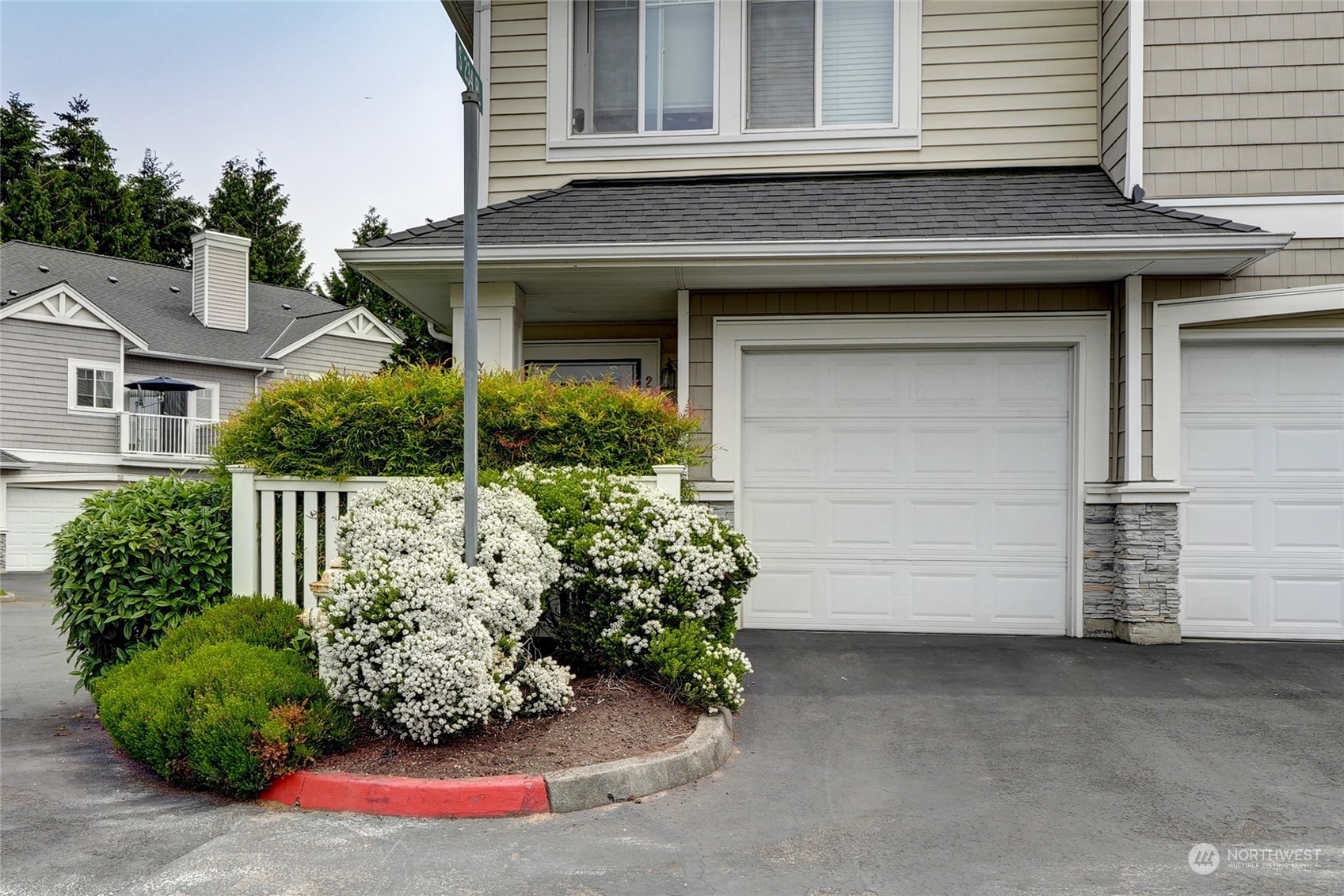 Property Photo: 23422 55 Avenue S 18-2 WA 98032