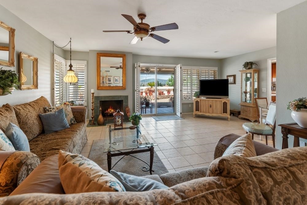 Property Photo: 12707 Camino Emparrado CA 92128
