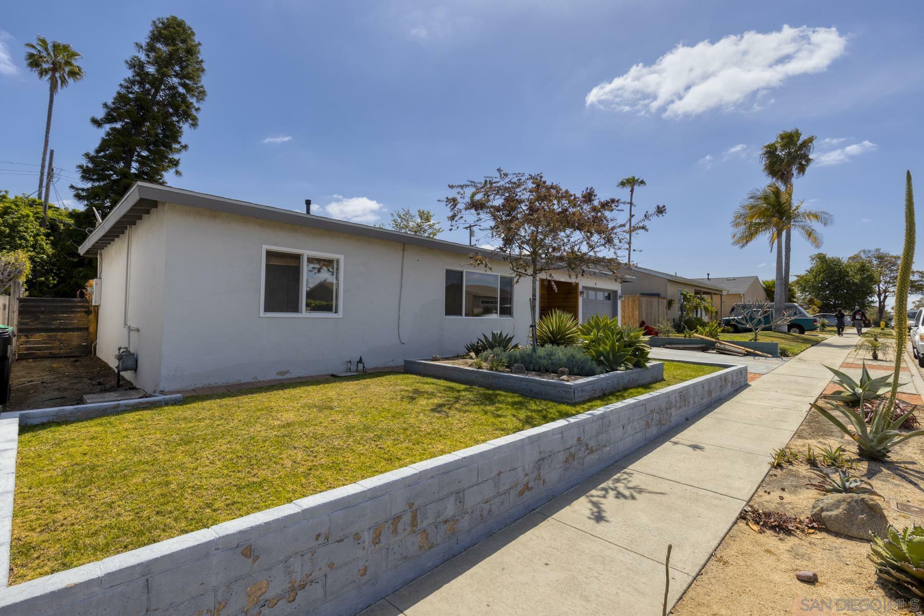 Property Photo: 3351 Cheyenne Ave CA 92117