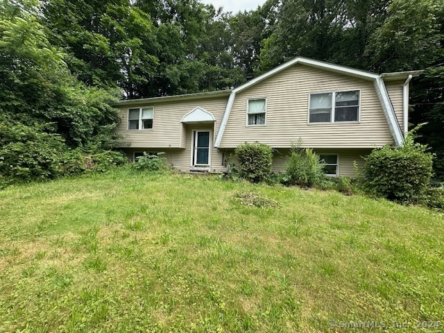 Property Photo:  20 Mill Pond Road  CT 06514 