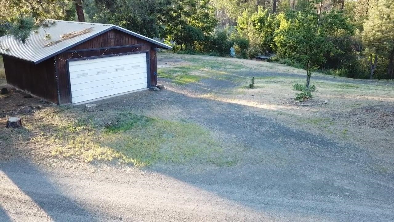 Property Photo:  12510 S Clear Lake Rd  WA 99022 