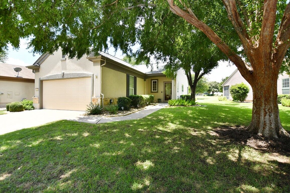 Property Photo:  113 Muir Court  TX 78633 