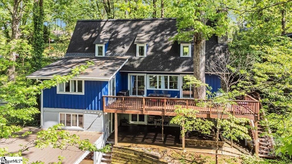 Property Photo:  145 Bradley Boulevard  SC 29609 