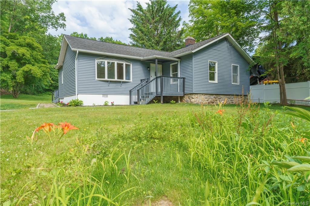 Property Photo:  2413 Hunterbrook Road  NY 10598 