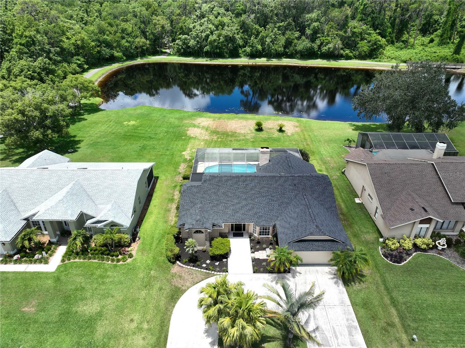 Property Photo:  1922 Horseshoe Drive  FL 33566 