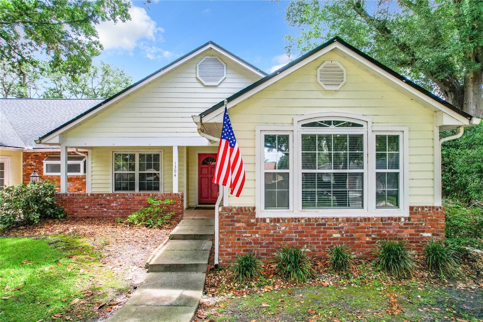 Property Photo:  1394 S Ridge Lake Circle  FL 32750 