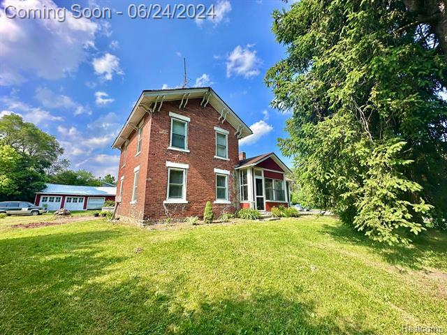 Property Photo:  309 North Street  MI 48097 