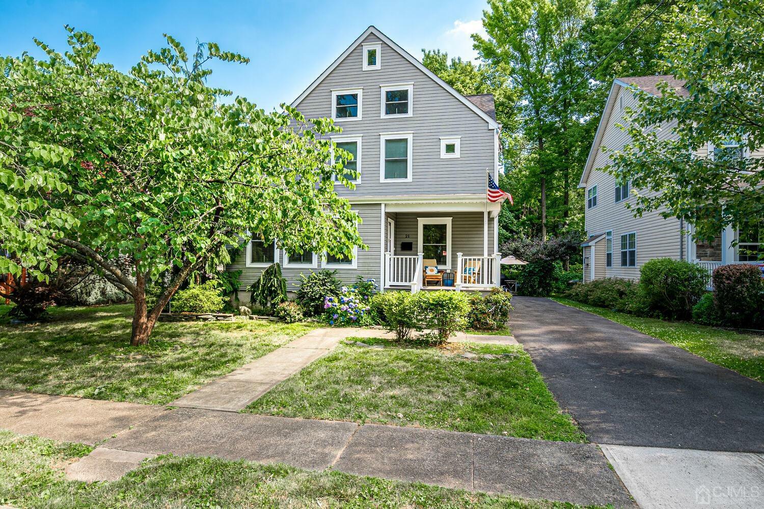 Property Photo:  21 Juniper Street  NJ 08840 