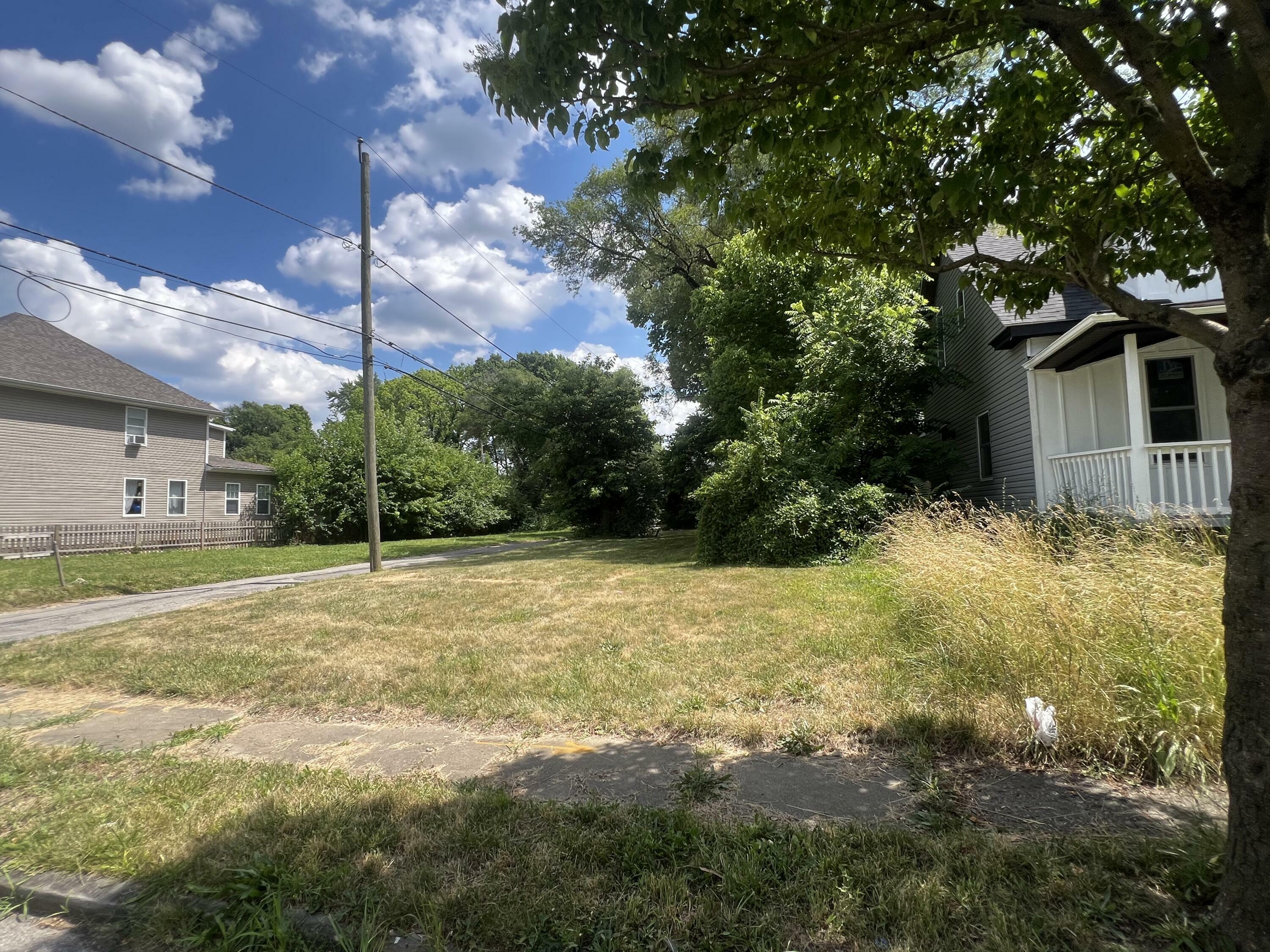 Property Photo:  1341 E Fulton Street  OH 43205 